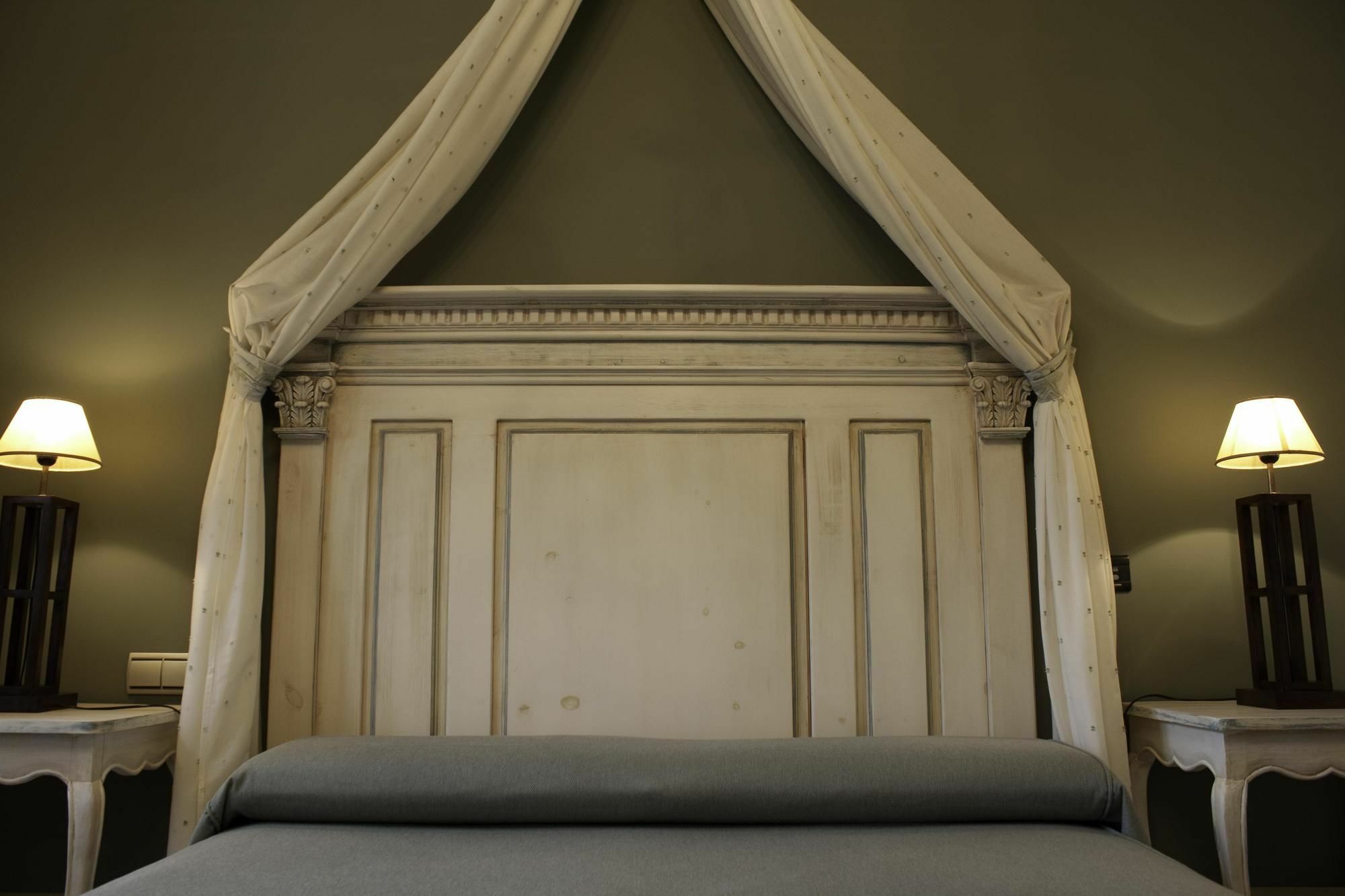 ארנוארו Hotel Posada La Robleda (Adults Only) מראה חיצוני תמונה
