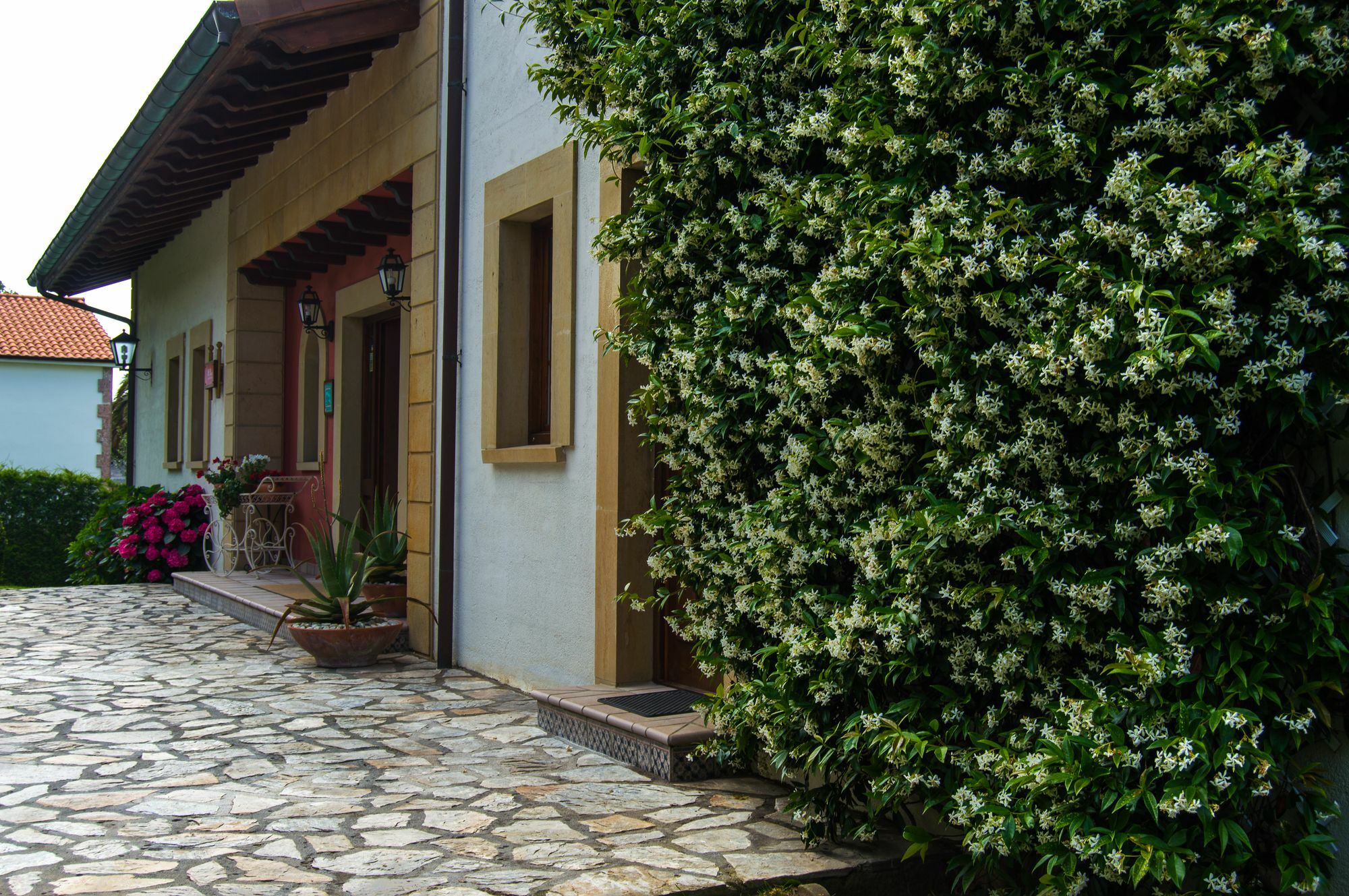 ארנוארו Hotel Posada La Robleda (Adults Only) מראה חיצוני תמונה